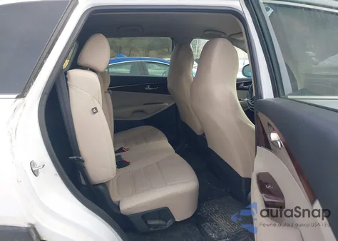 2016 Kia Sorento 2.4L Lx z USA, uszkodzony, nr VIN 5XYPGDA36GG027864